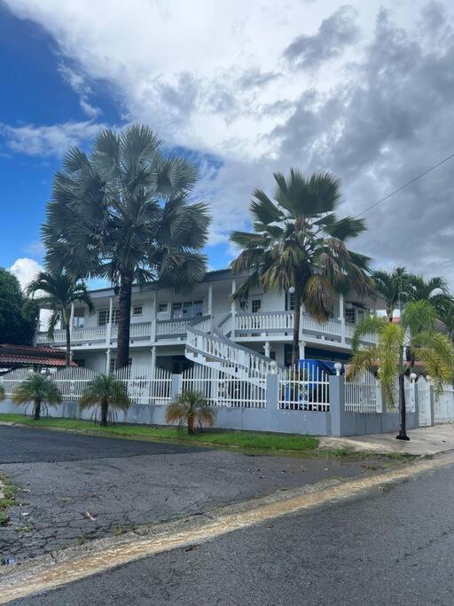 Mayaguez Spacious 3 Bedroom Villa Exterior photo